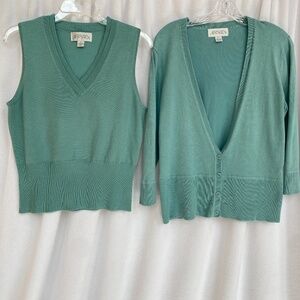Casual Corner Annex Seafoam Green Sweater Twin Set, M/L